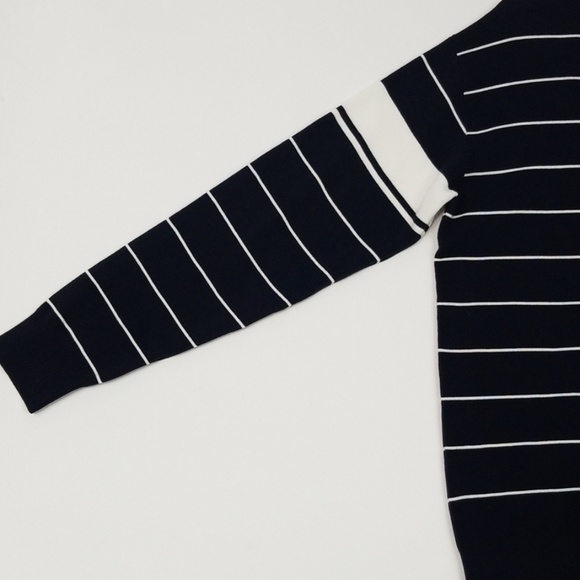 Lacoste Crewneck Sweater - Picture 3 of 6